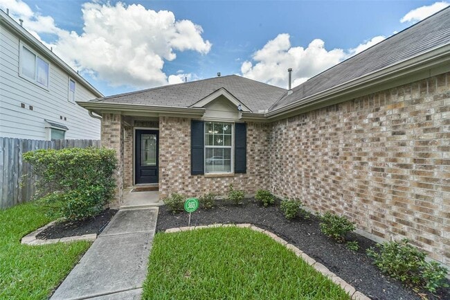 Foto del edificio - 21726 Saragosa Pond Ln