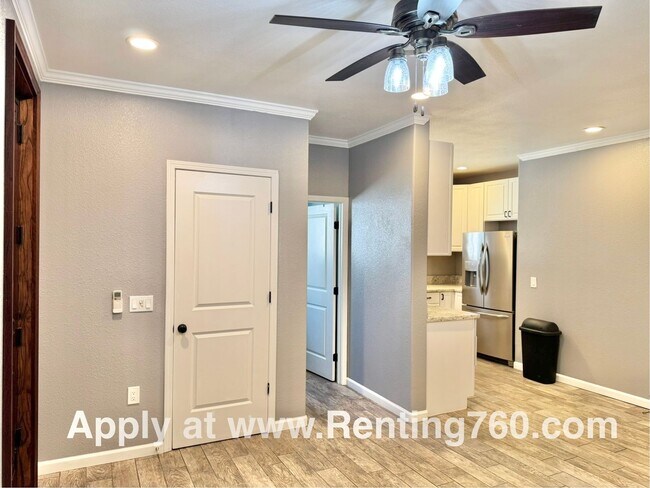 Building Photo - 56824 Cobalt Rd
