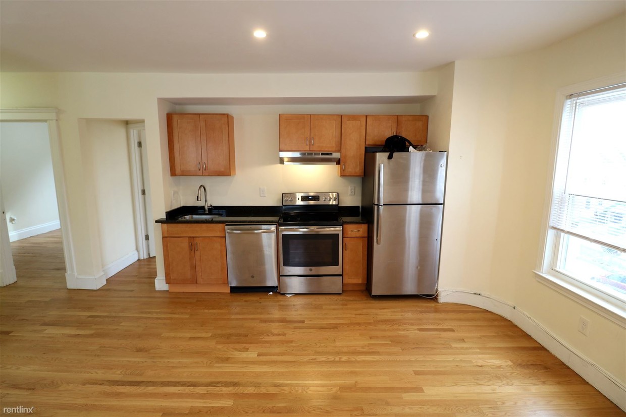 2 br, 1 bath - 149 Franklin St Apt 3F - 2 br, 1 bath  - 149 Franklin St Apt 3F