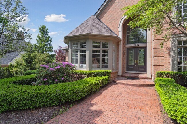 Foto del edificio - 17807 Stonebrook Dr