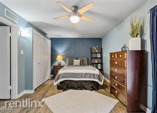 Building Photo - 1 br, 1 bath Condo - 1820 E Kings Hwy Apt 48