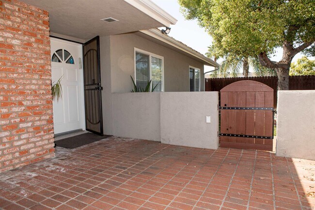 Building Photo - 2551 Bear Valley Pkwy