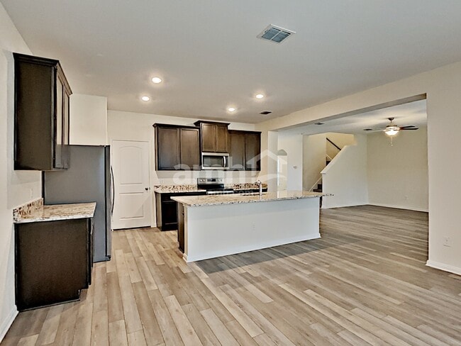 Building Photo - 7938 Cactus Plum Dr