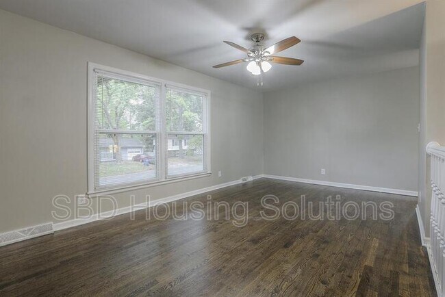 Foto del edificio - 13126 Ashland Ave