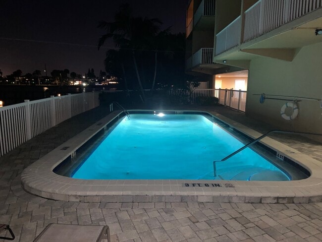 Foto del edificio - 11605 3rd St E