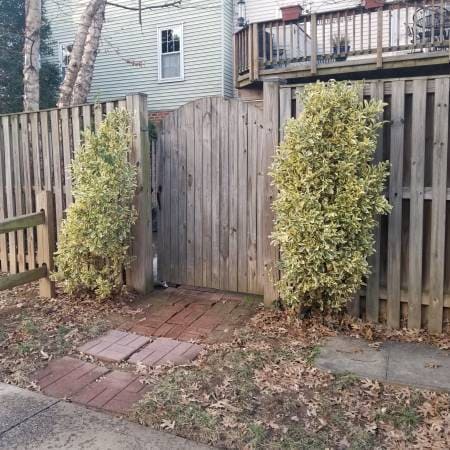 Back Gate Entrance - 3104 Valentino Ct