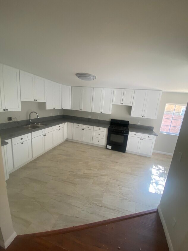 10686 Haddon Ave, Pacoima, CA 91331 House Rental in Pacoima, CA