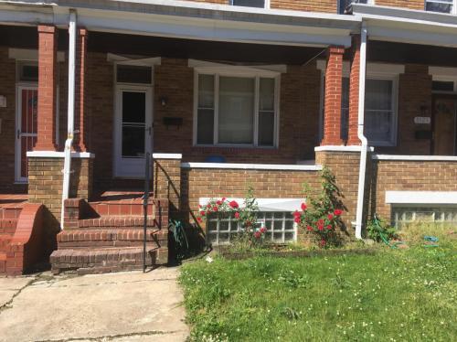 Primary Photo - 3123 Chesterfield Ave