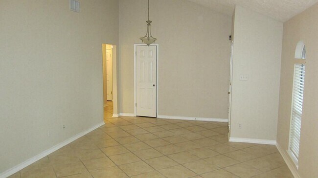 Foto del edificio - 22226 Coriander Dr