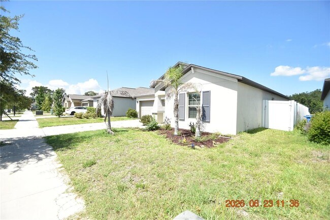 Building Photo - 13021 Meadow Pond Pl