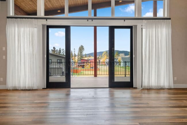 Building Photo - 65 Armory Rd