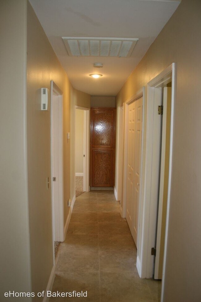 Building Photo - 3 br, 2 bath House - 9009 Seahurst Ct