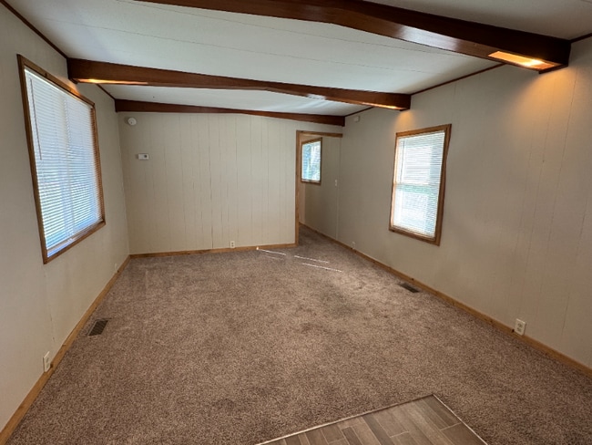 Building Photo - 4664 US-30