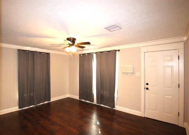 Foto del edificio - 216 Church Loop