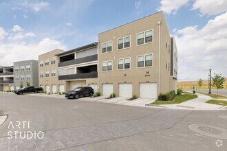 Building Photo - 8342 Sky Mirror Ln