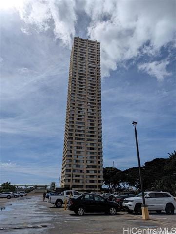 Building Photo - 1060 Kamehameha Hwy