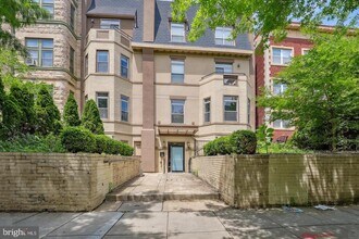 Building Photo - 1333 Euclid St NW