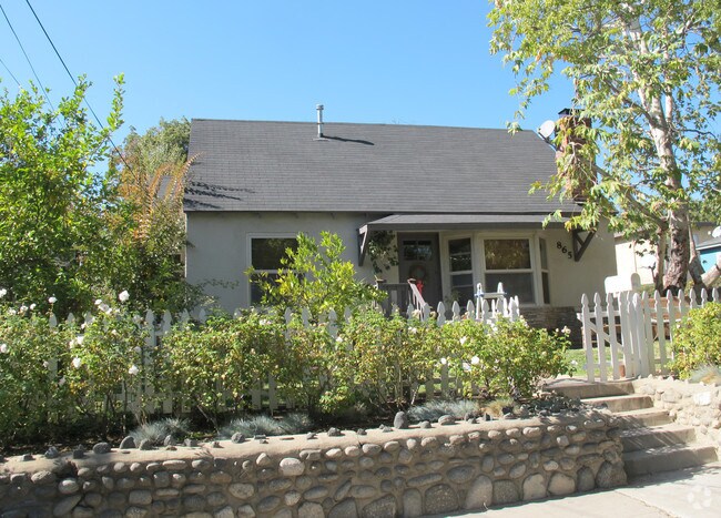 Building Photo - 865-871 Wright Ave