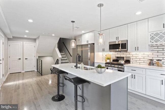 Building Photo - 1412 S 22nd St