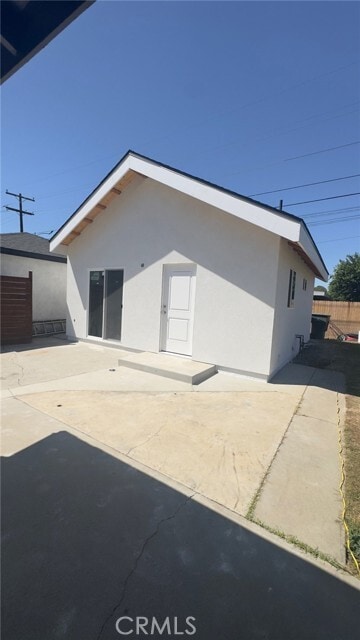 Building Photo - 3900 San Mateo Ave