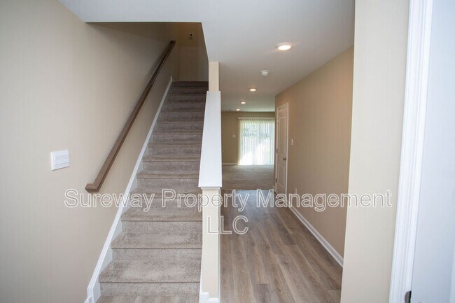 Foto del edificio - 239 Macoun Way