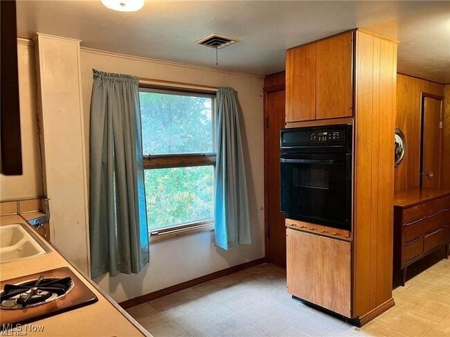 Building Photo - 8581 Fair Rd