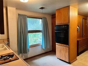 Building Photo - 8581 Fair Rd