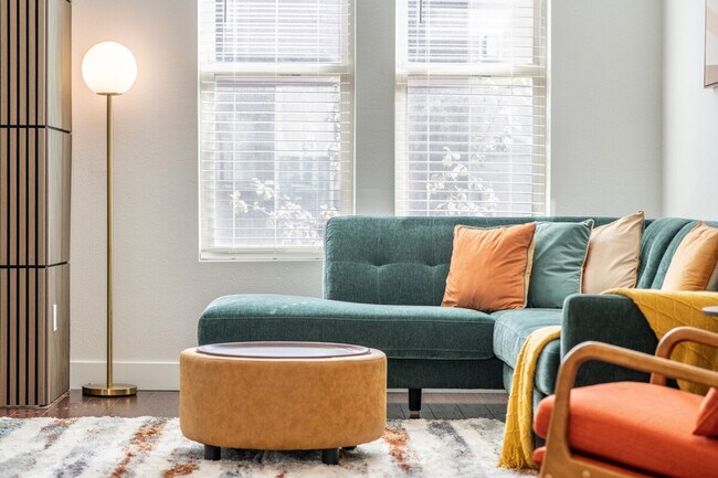 Foto del edificio - 1282 W 11th Ave