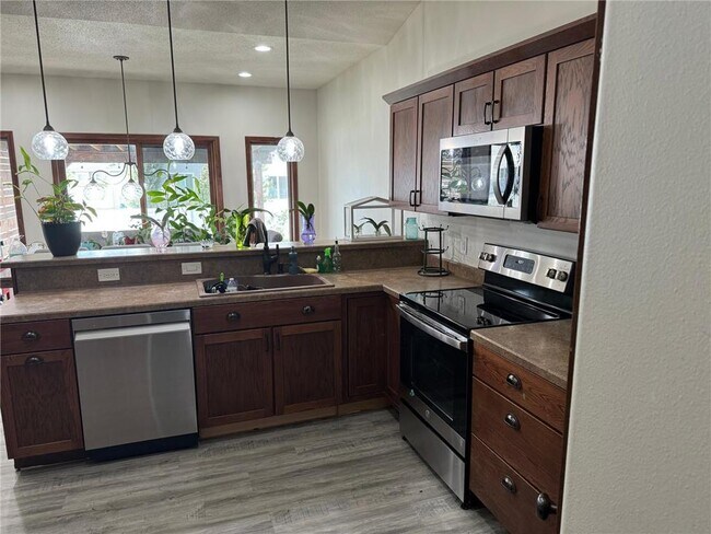 Foto del edificio - 5087 Woodhaven St S