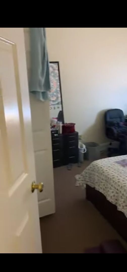 Foto del edificio - KENMORE - 3 Bedroom Apt - 9/1/2026