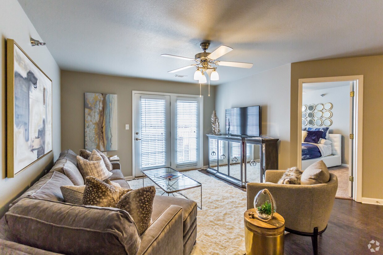 River Pointe Apartments in Maumelle, AR