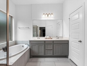 Building Photo - 24543 Songlark Bend Dr