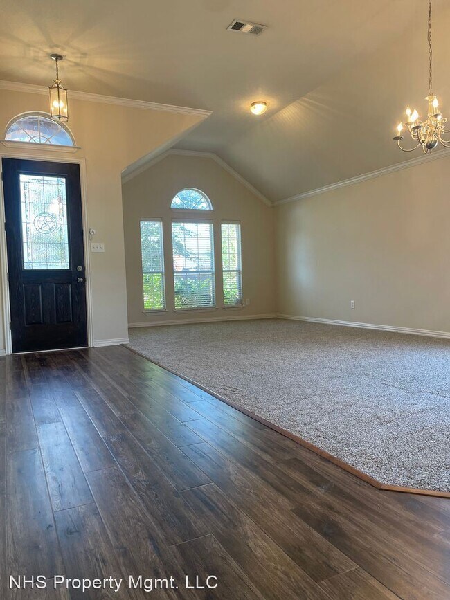 Foto del edificio - 4 br, 2 bath House - 7140 San Fran Trail