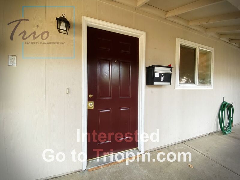 Foto principal - 128 E. St.