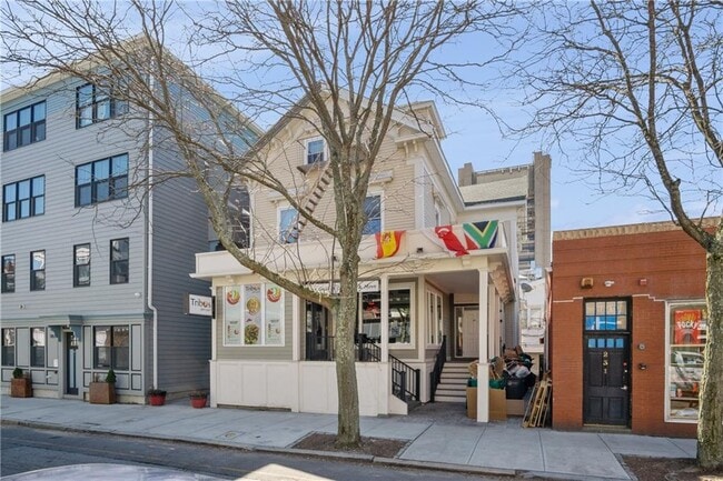 Building Photo - 183 Angell St