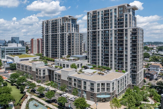 Building Photo - Allure @ Harbor Point