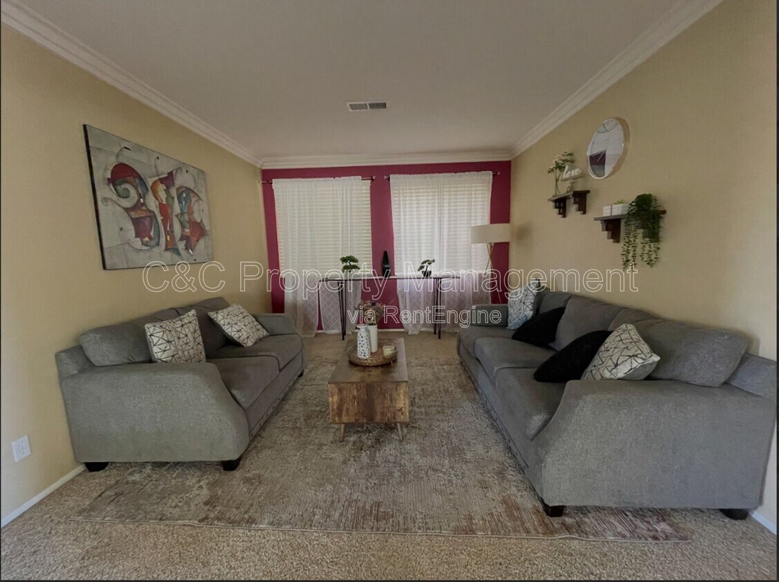 Foto del edificio - 29275 Moon Hill Ct