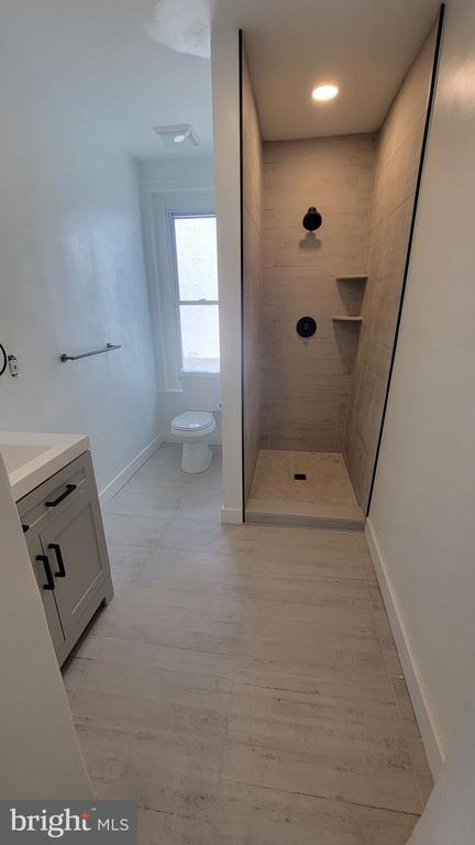 Foto del edificio - 4663 Umbria St