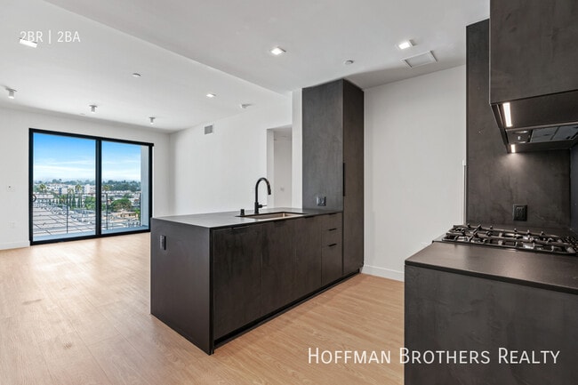 Foto del edificio - 3688 Overland Ave