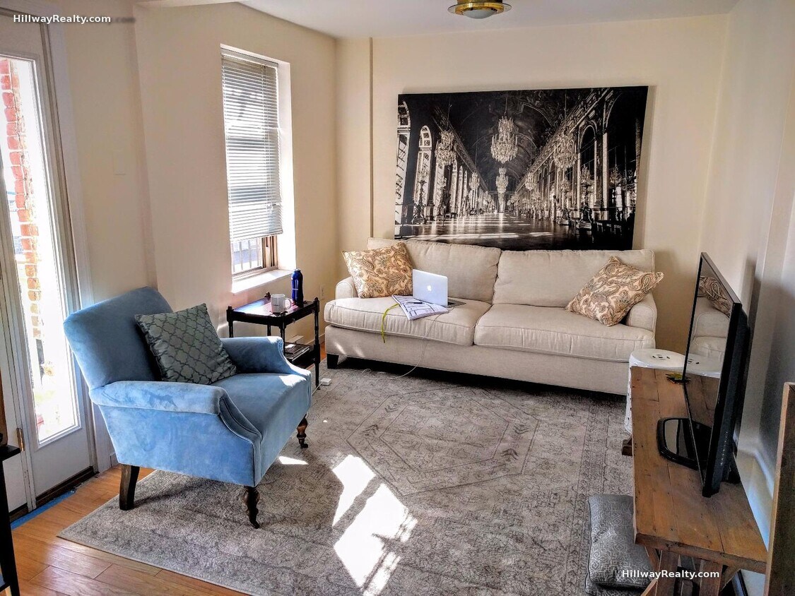 Foto principal - 239 Webster St