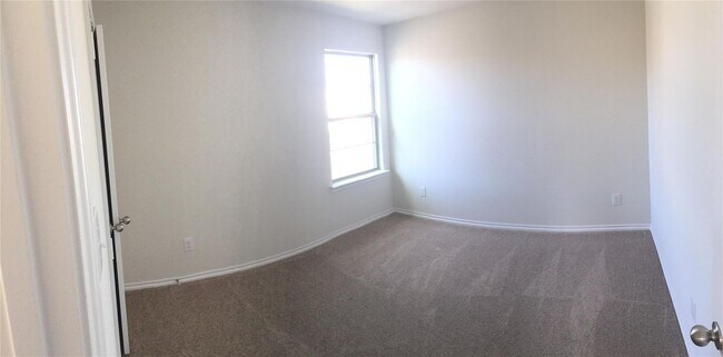 Foto del edificio - Beautifully maintained 3-bedroom, 2.5-bath residence