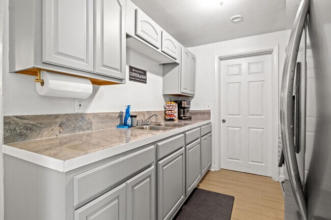 Foto del edificio - 3721 E Clifton St