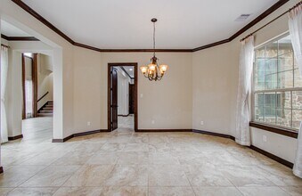 Building Photo - 5711 Avon Landing Ln