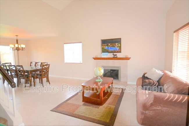 Building Photo - 1170 Novato Dr