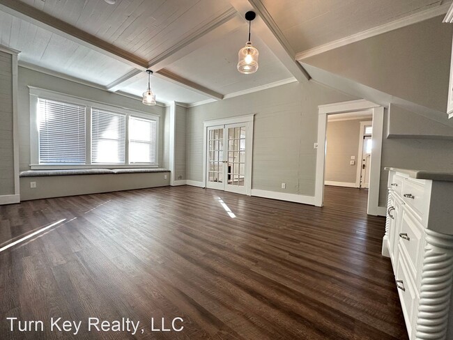 Building Photo - 4 br, 2.5 bath House - 734 Lucas Street