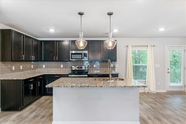 Foto del edificio - 6426 Beaver Creek Trl