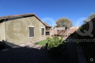 Building Photo - 2767 E Mews Rd