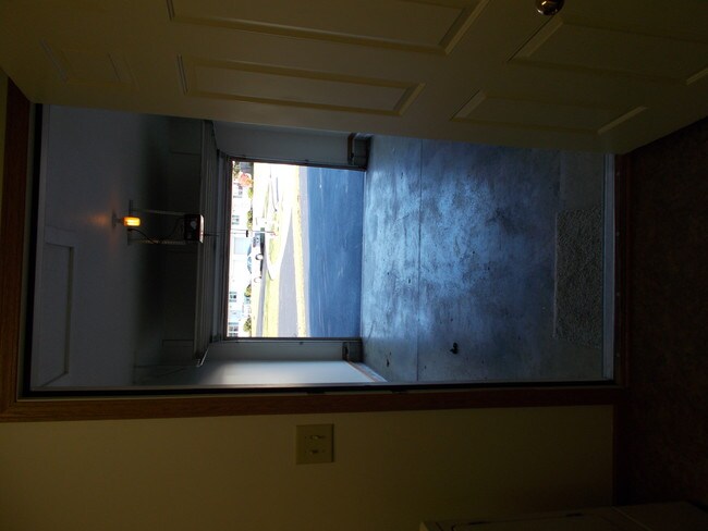 Garaje de servicio - 2007 Sterling Ct