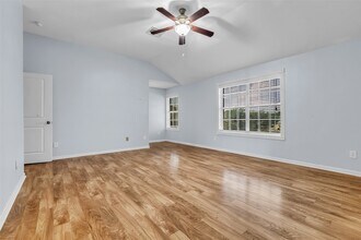 Building Photo - 1931 Flycaster Dr