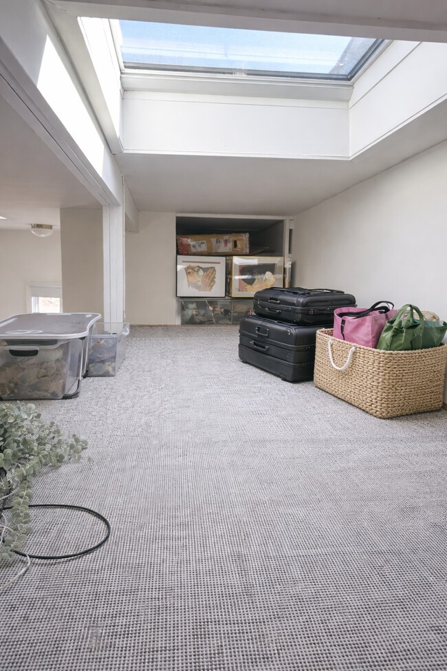 Storage Loft (above closets) - 425 46th St